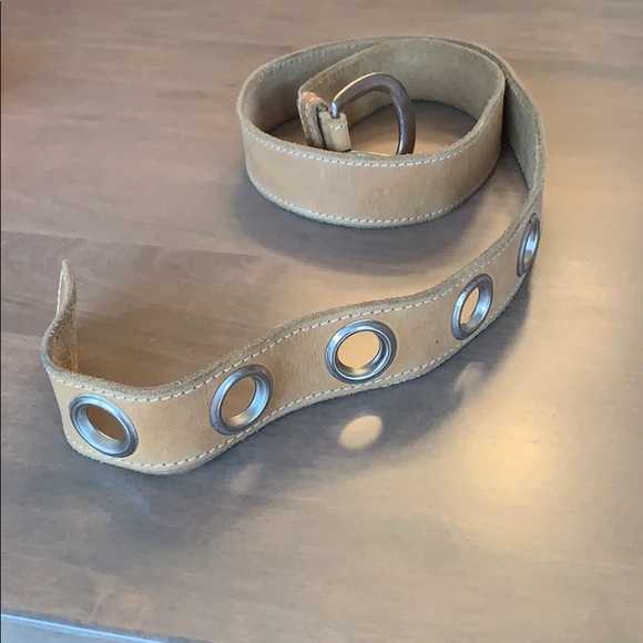 Gorgeous Leather Calvin Klein Belt🎀 - Picture 3 of 7